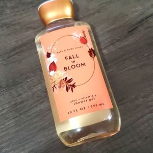 NIB Bath&Body Works Fall in Bloom Shower Gel